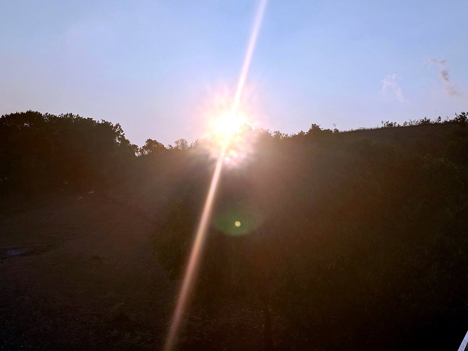 misty-nook-2bhk-01-sunset-mountain-view