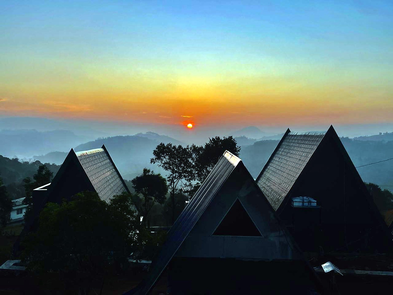 vaga-dreams-3bhk-14-sunset-view