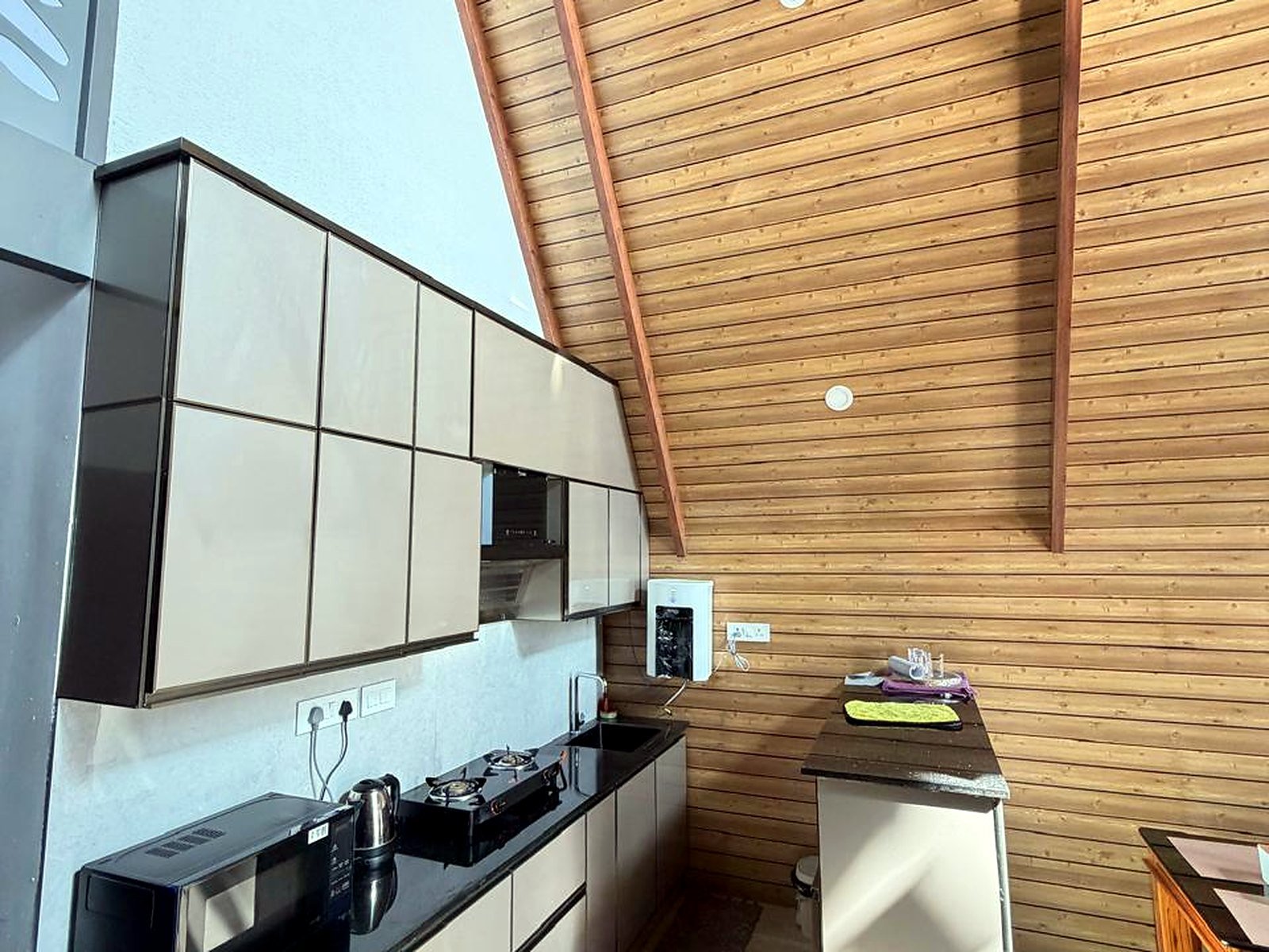 vaga-dreams-3bhk-30-kitchen
