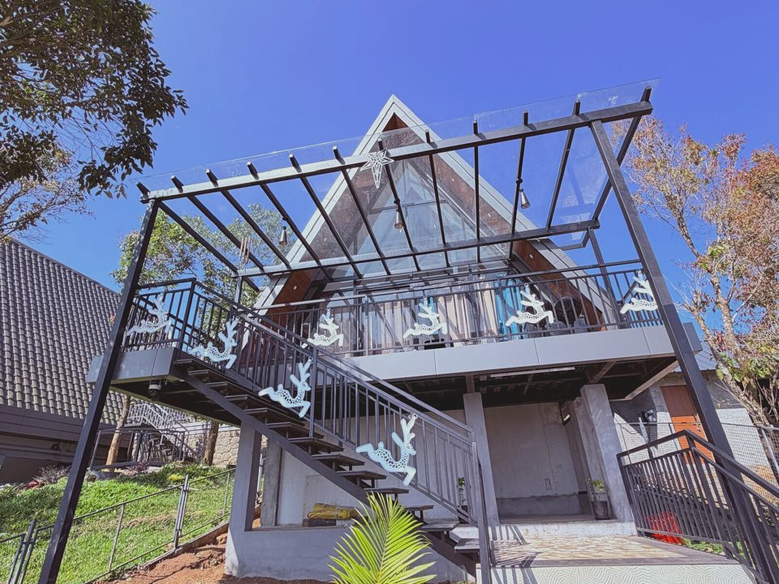 vaga-holidays-2bhk-24-cottage-exterior