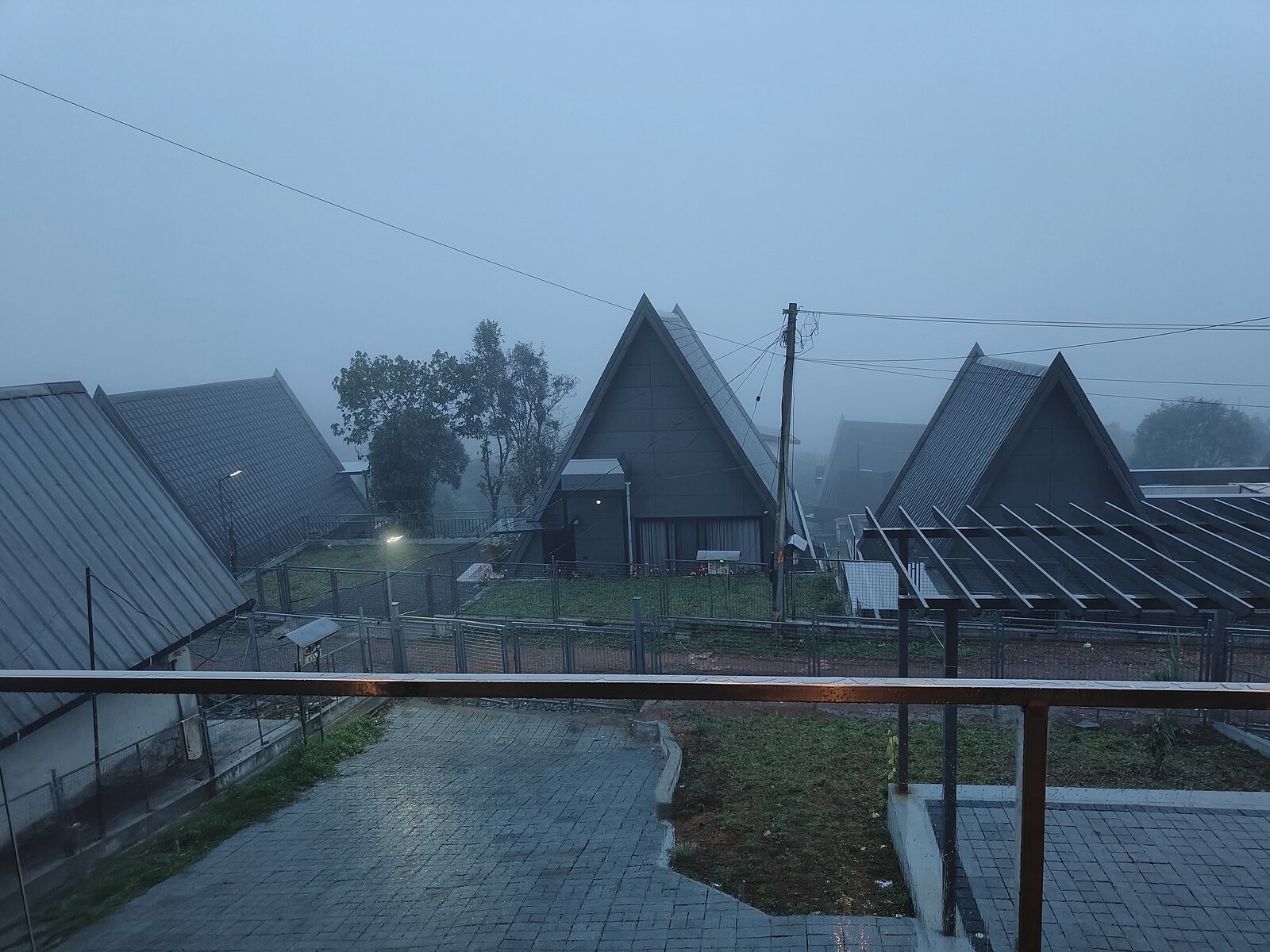 vaga-nest-3bhk-01-misty-cottage-view