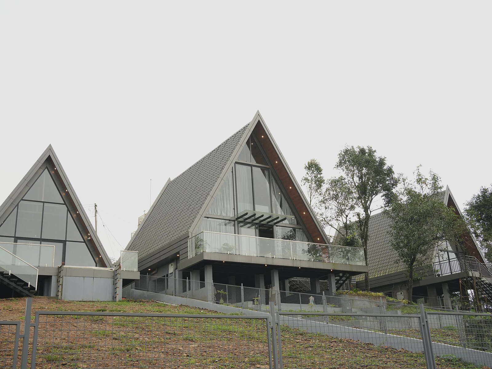 winter-whisper-2-5-bhk-66-cottage-exterior